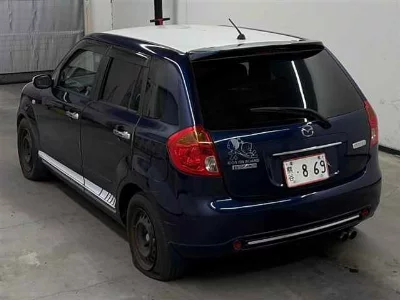 Mazda Verisa