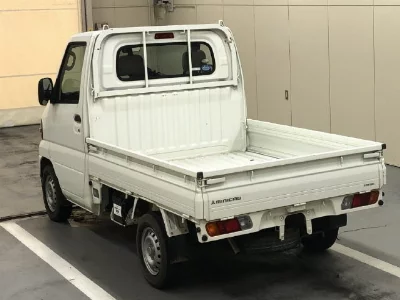 Mitsubishi Minicab