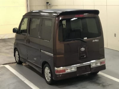 Daihatsu Atrai