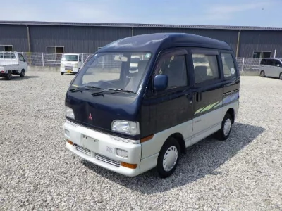 Mitsubishi Bravo