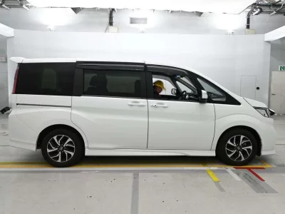 Honda STEPWGN SPADA