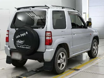 Mitsubishi Pajero Mini