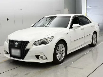 Toyota CROWN HYBRID