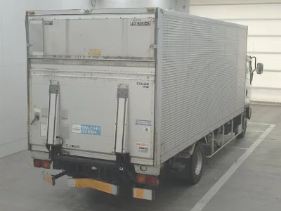 Isuzu Forward