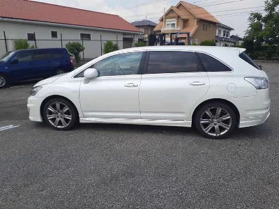 Toyota Mark X Zio