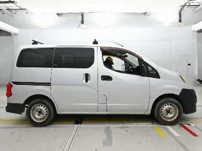 Nissan NV200 VANETTE VAN