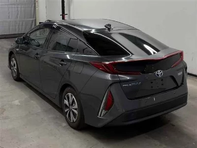 Toyota Prius PHV