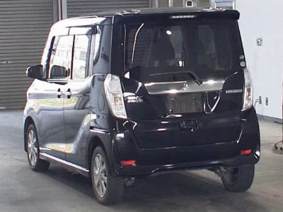 Mitsubishi eK X Space