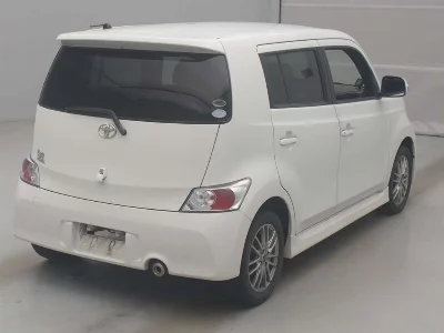 Toyota bB