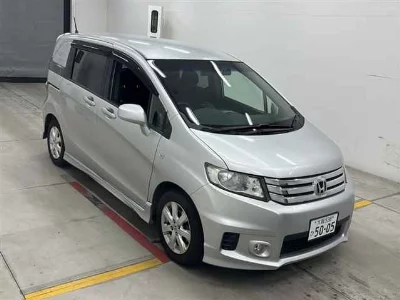 Honda Freed Spike