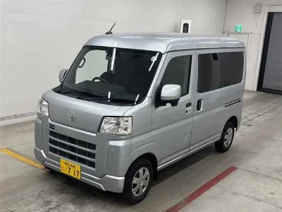 Toyota Pixis Van