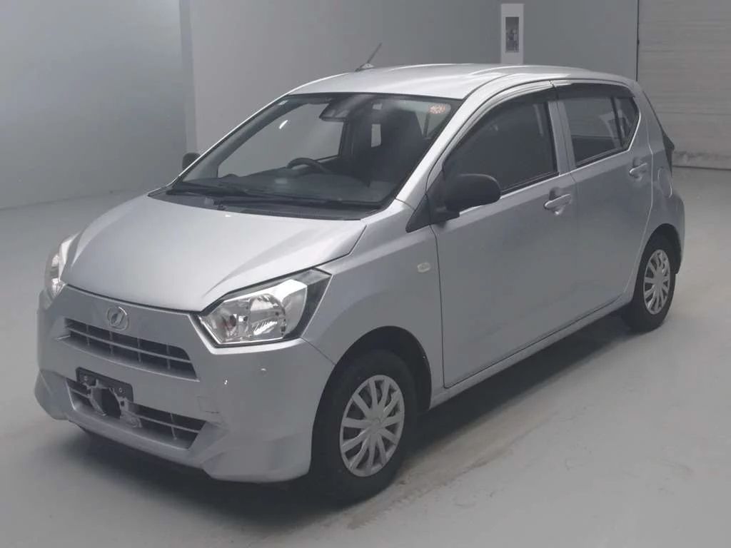 Daihatsu Mira e:S  с аукциона в Японии