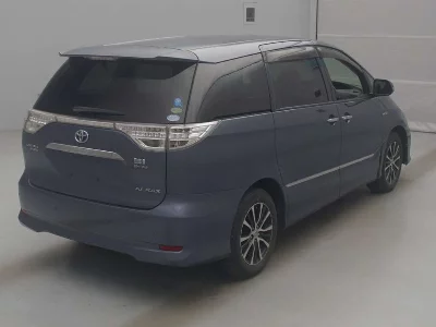 Toyota Estima Hybrid