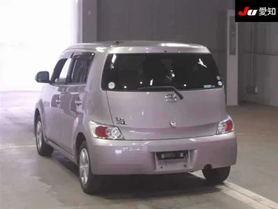 Toyota bB