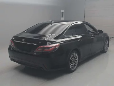 Toyota CROWN HYBRID