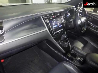 Toyota HARRIER HYBRID