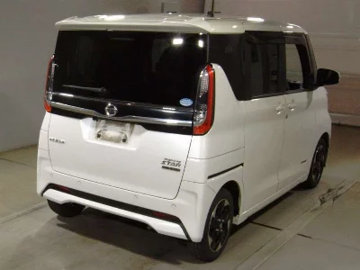 NISSAN ROOX