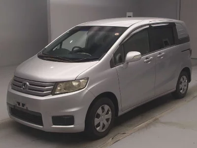 Honda Freed Spike