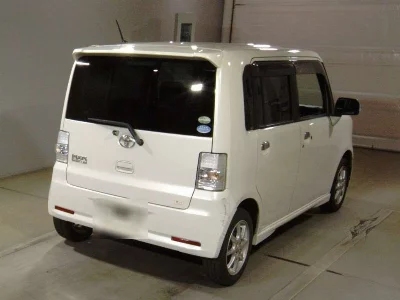 Toyota Pixis Space