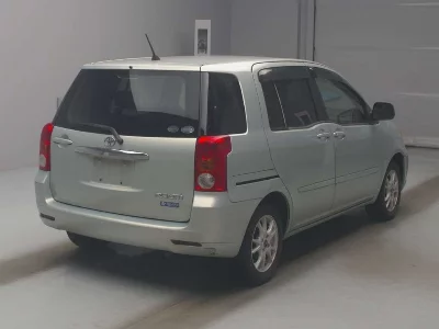 Toyota Raum