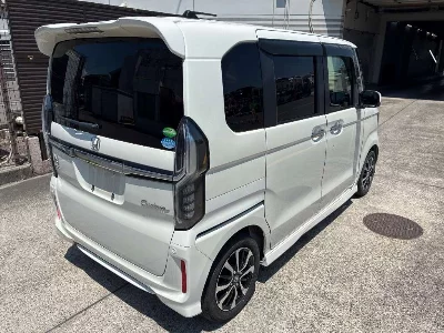 Honda N BOX CUSTOM