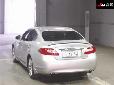 NISSAN FUGA