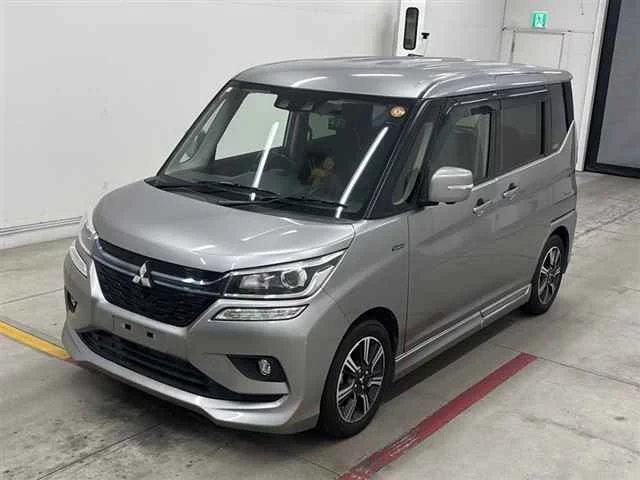 Mitsubishi Delica D:2  с аукциона в Японии