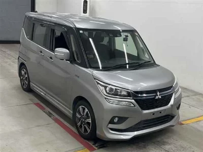 Mitsubishi Delica D:2