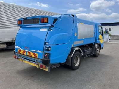 Mitsubishi Fuso Canter