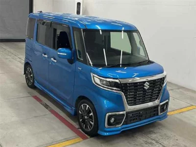Suzuki Spacia Custom