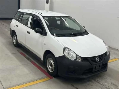 Nissan AD