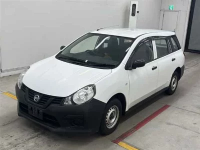 Nissan AD