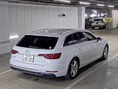 Audi A4 Avant