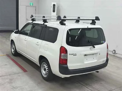 Mazda Familia S-Wagon