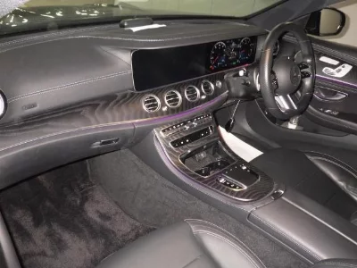 MERCEDES BENZ E CLASS