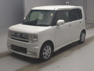 Toyota Pixis Space