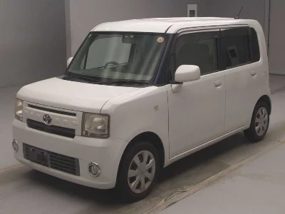 Toyota Pixis Space