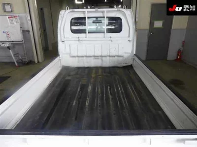 Nissan NT100 Clipper