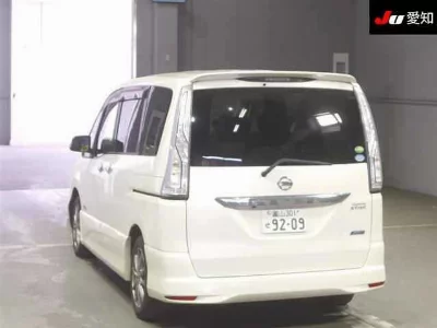 NISSAN SERENA