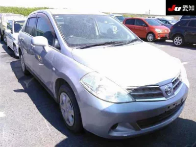 Nissan TIIDA LATIO