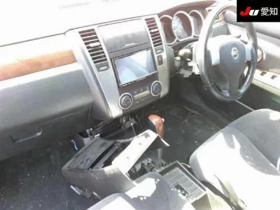 Nissan TIIDA LATIO