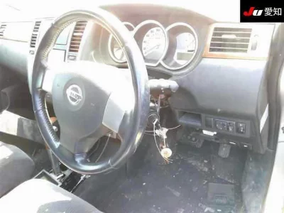 Nissan Tiida Latio