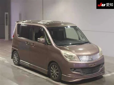 Mitsubishi Delica D:2