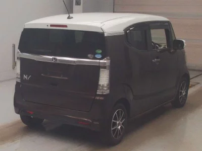 Honda N-Box Slash
