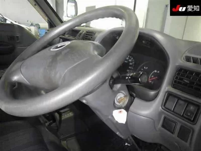 Mazda Bongo Van