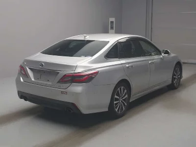 Toyota CROWN HYBRID