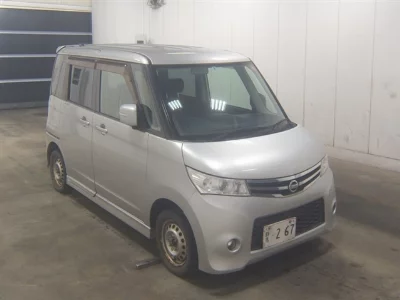 NISSAN ROOX