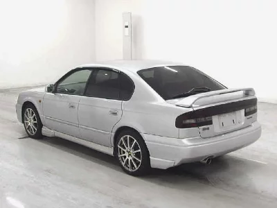 Subaru LEGACY B4