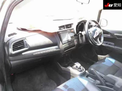 Honda FIT HYBRID