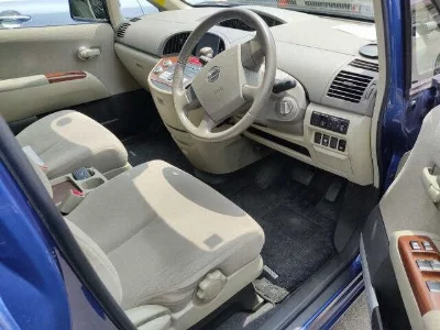 Nissan Presage